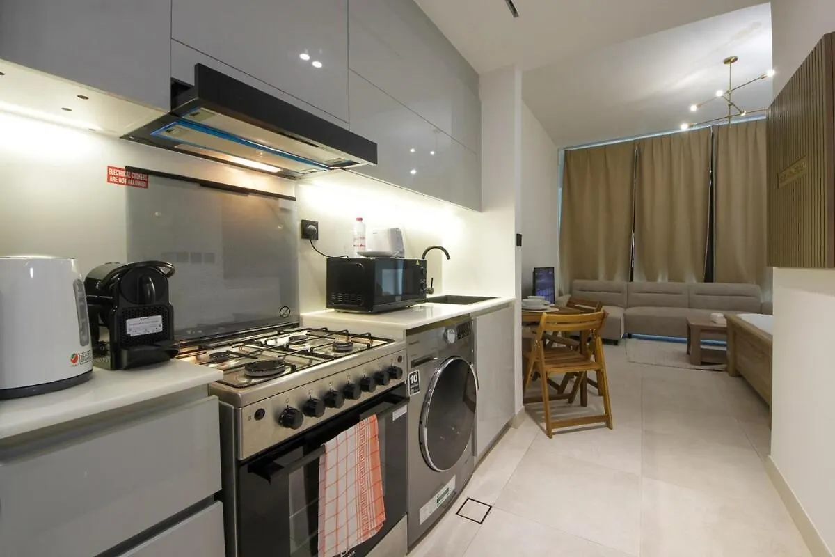 Modern Studio Stay In Business Bay Near Dubai Mall United Arab Emirates