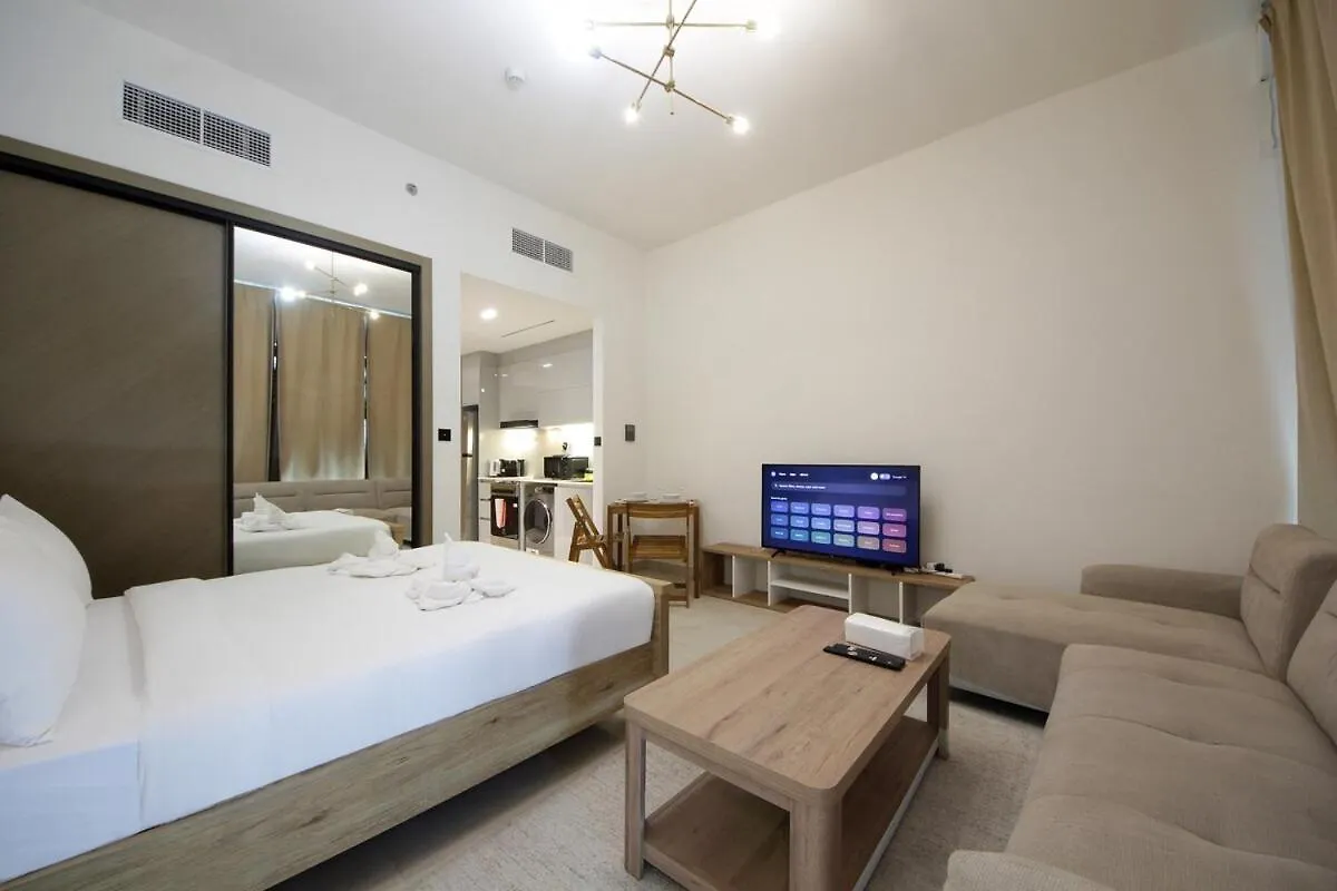 Modern Studio Stay In Business Bay Near Dubai Mall Apartment