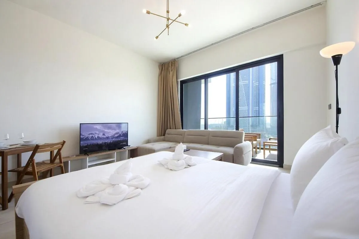 Apartment Modern Studio Stay In Business Bay Near Dubai Mall United Arab Emirates