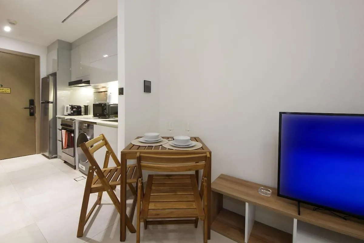 Modern Studio Stay In Business Bay Near Dubai Mall